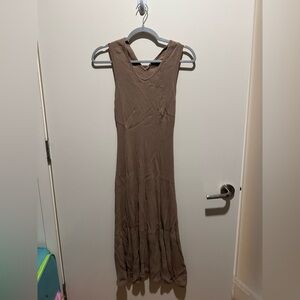 Everlane Ribbed Sleeveless Maxi Dress in Brown